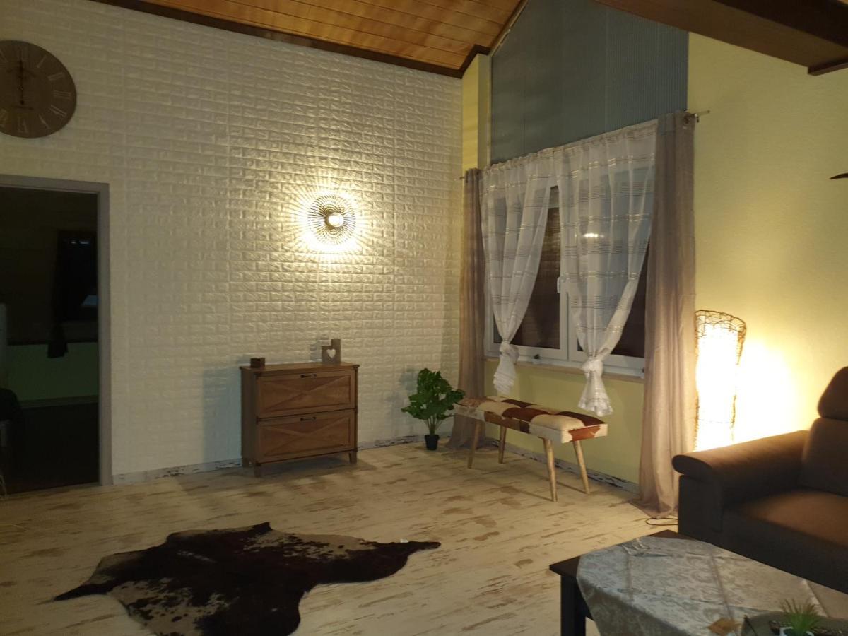 Ferienwohnung Zum Schlossblick Naehe Europa Park Mahlberg Exteriör bild
