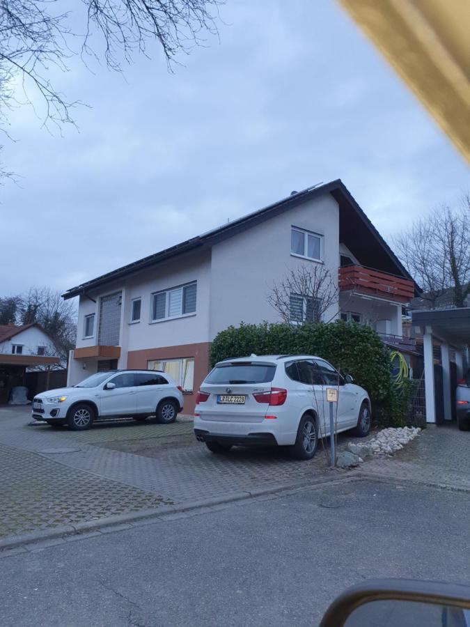 Ferienwohnung Zum Schlossblick Naehe Europa Park Mahlberg Exteriör bild